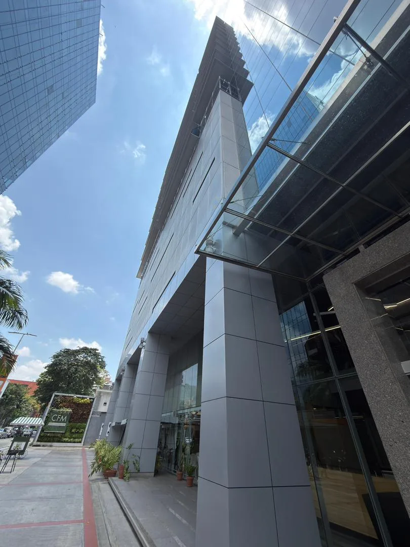 Oficina en ALQUILER - CFM Las Mercedes